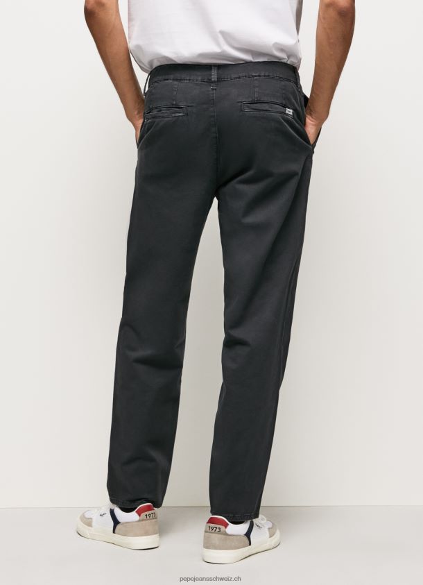 Locker geschnittene Chinohose Männer Pepe Jeans schwarz gewaschen 84XH6T1103