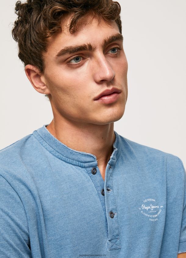 Baumwoll-T-Shirt mit Bäckerkragen Männer Pepe Jeans hellblau 84XH6T965